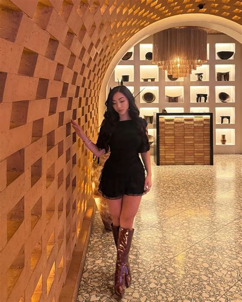 Victoria My Nguyen added a new photo... - Victoria My Nguyen