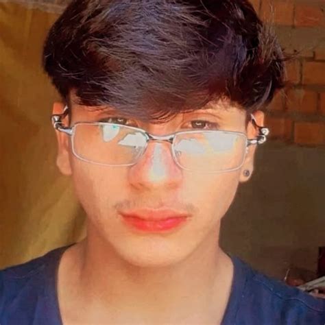 Luan Teixeira (@ln_sufisto_grego) • Threads, Say more