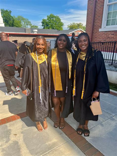 Peaches Alexander Taylor added... - Peaches Alexander Taylor