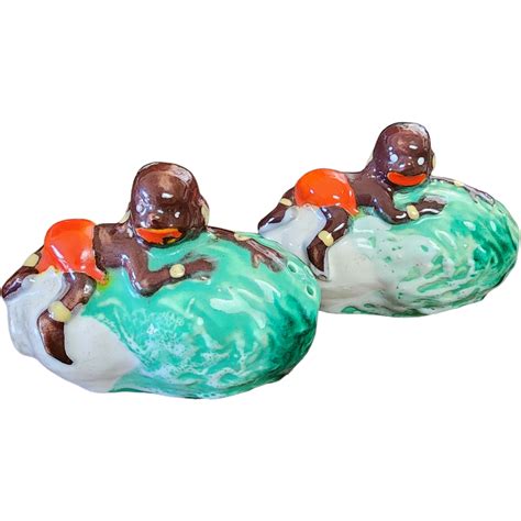 Vintage Black Americana Green Cabbage Salt & Pepper Shakers Japan