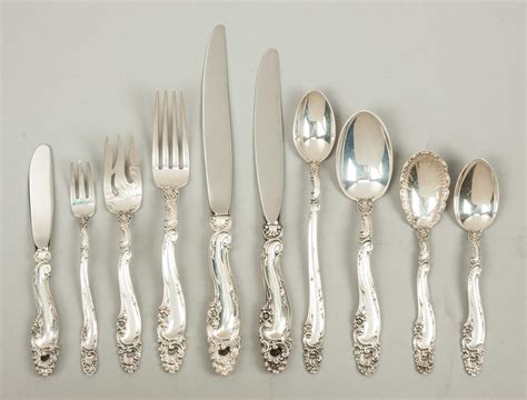 Gorham Sterling Silver Flatware - Décor Pattern | Cottone Auctions