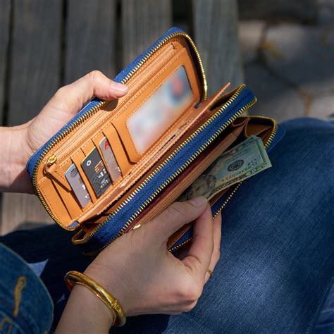 Madison | Double Zip Wallet - Tusk