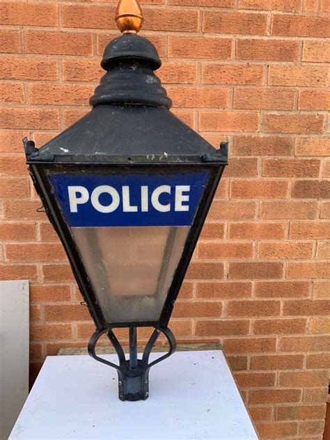Lot 117 - POLICE STREET LAMP TOP