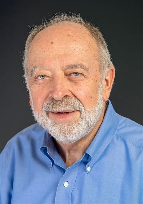 Remembering High-Energy Physicist Roy Schwitters | College of Natural