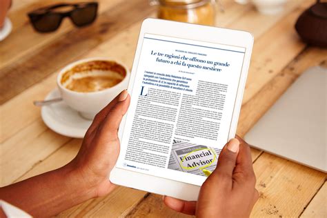 FINANCIAL ADVISOR: THE JOB OF THE FUTURE Financial advice FINANCIAL