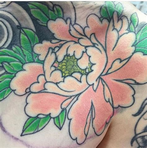 Pin by Michał Roszkowski on irezumi | Irezumi, Flower tattoo, Tattoos