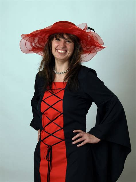Lady in black + red Foto & Bild | portrait, portrait frauen, studio ...