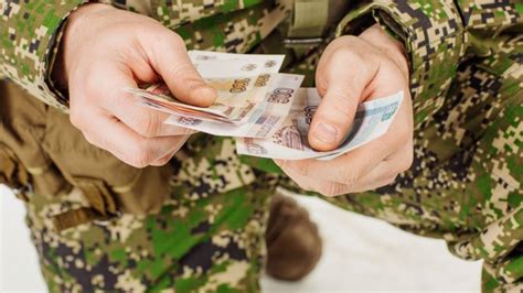 Сколько платят в армии по призыву , сумма зарплаты у срочников