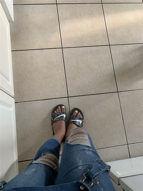 TW Pornstars - Mia Moore. Twitter. Pretty tan feet !. 4:26 AM - 3 Apr 2019
