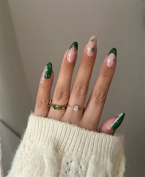 nails color for january