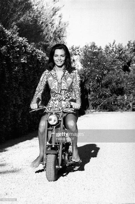 Michèle Mercier's feet