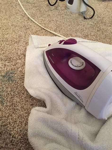 how to get dried paint off carpet 1