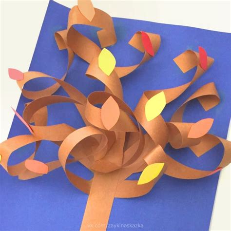 Объёмное дерево из цветной бумаги | Construction paper crafts, Paper ...