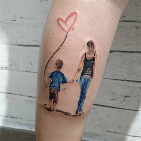 Tatuagem Mãe E Filho No Braço
