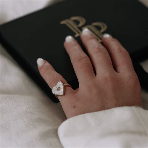 Pinky Promises | Ontdek onze pinkringen en maak een pinky promise