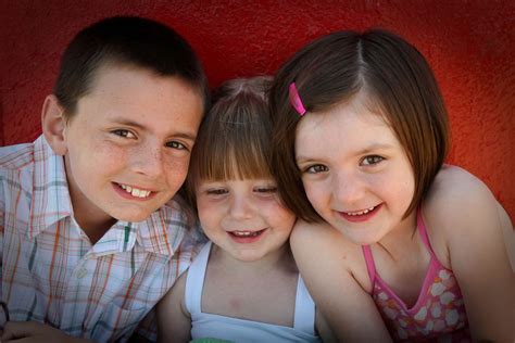 Dad explains why he bans sleepovers for his 3 children - ABC News