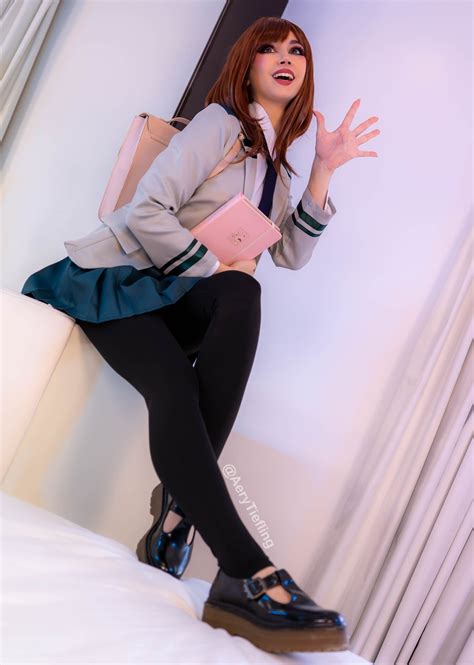 Uraraka cosplay by Aery Tiefling (self) : r/TheTempleOfOchako