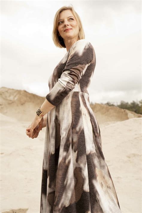 VIKA DRESS