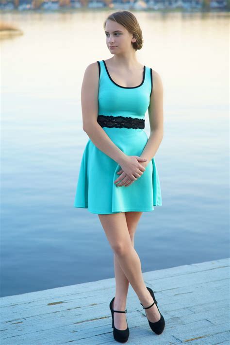 Alyssa – Gray Models & Talent