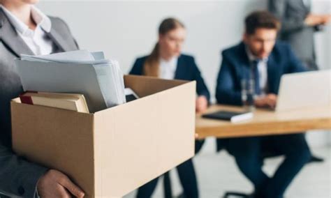 Как правильно уволиться с работы без отработки: можно ли, условия ...