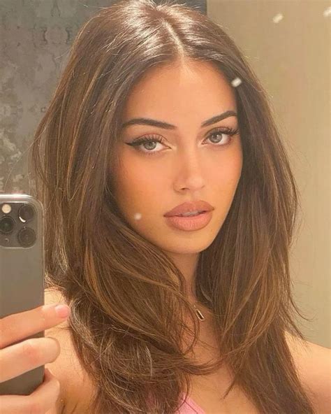 61.5 mil curtidas, 254 comentários - Dina Denoire (@dinadenoire) no