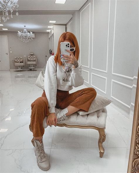 Lara Silva | chanelzou 🤎 | Instagram