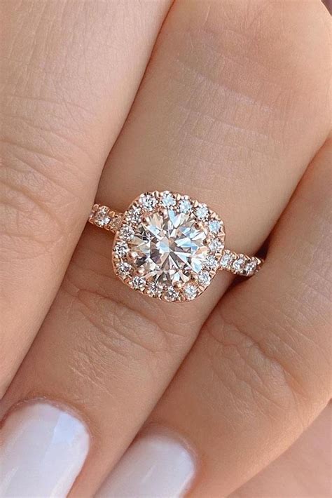 24 The Most Inspiring Halo Engagement Rings | Oh So Perfect Proposal