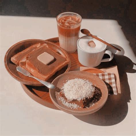 pin @taliarobless | Food, Aesthetic food, Coffee breakfast