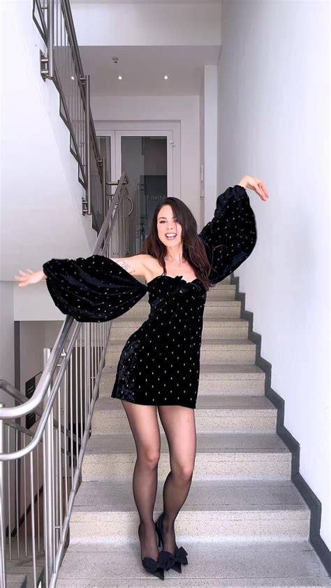 Lena Meyer-Landrut : r/celeb_nylons