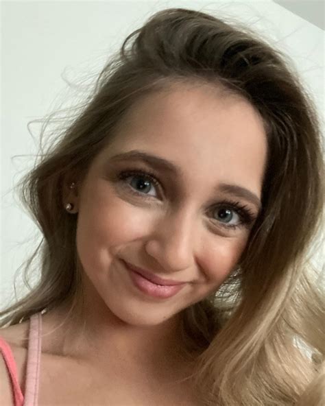 🎗ЅℋᎯUℕᎯ🐘 | Have a good weekend y’all! ️ | Instagram
