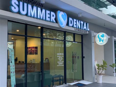 Dentist Dr Sharon Lee | Johor Bahru