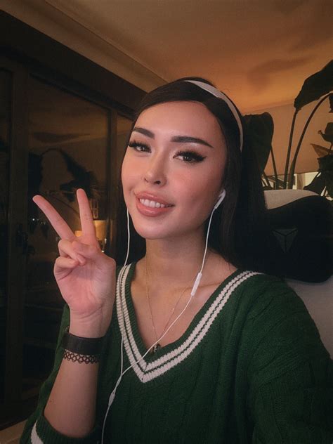 TW Pornstars - Luca. Twitter. Streaming Hogwarts for the first time