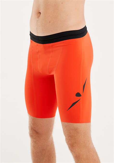 ТАЙТСЫ КОРОТКИЕ МУЖСКИЕ HALF TIGHT | TANGERINE – купить за 8 890 ₽ | UGLOW