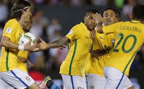 brasil  paraguai  eliminatorias fotografia folha de