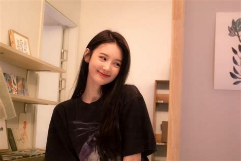 » 𝐿𝒶𝓃𝒶 » | Korean boy hairstyle, Ulzzang girl, Lana