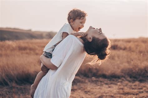 Holistic mum and baby - True Health magazine