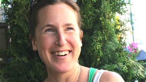 Lisa Krasnow discovers vegetarian cuisine on Canada's West Coast | CBC News