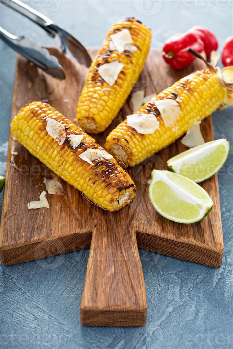 Grilled corn with chili and cheese 15745722 Stock Photo at Vecteezy