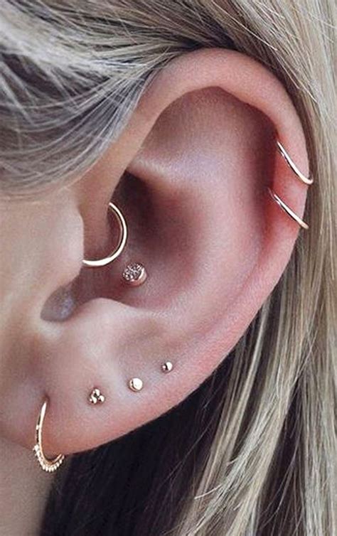ʟʟɪɴᴅʏ | Minimalist ear piercings, Earings piercings, Cute ear piercings