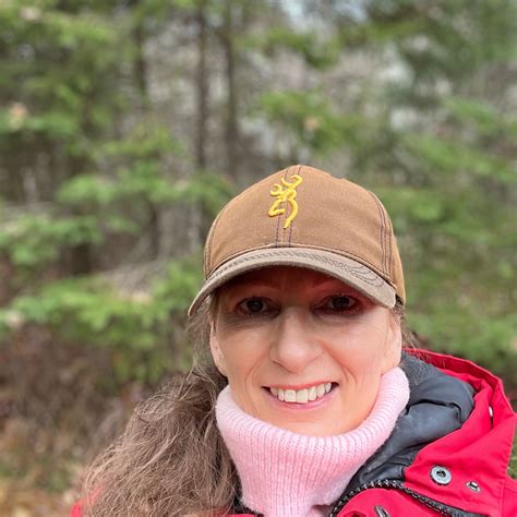 Lydia Fougeres - Trump’s corruption with Putin to back him... | Facebook