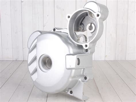 Левая крышка картера ZS172FMM-3A (CB250-F) ZS170MM-2 (CB250) (арт. #11054)