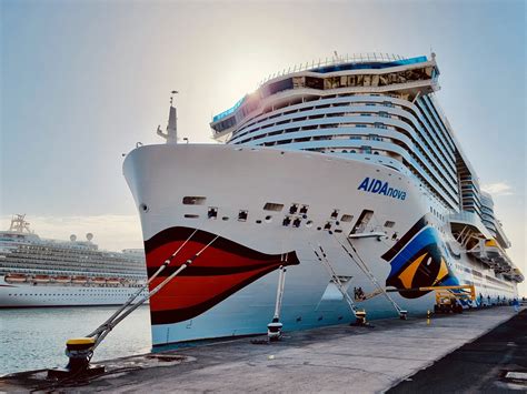 AIDAnova und AIDAcosma fahren vorübergehend nicht mit LNG, sondern mit