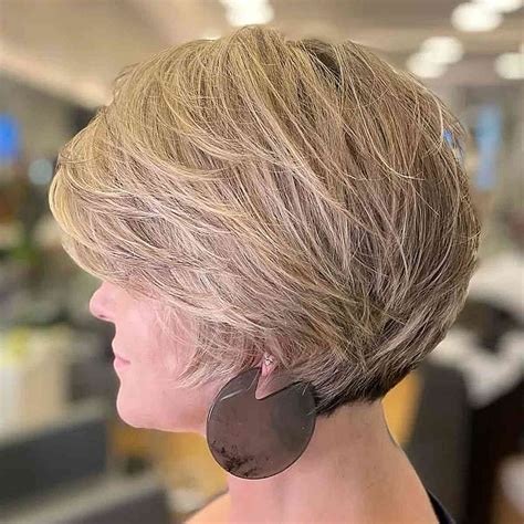 Deep Side Part Feathered Bob | atelier-yuwa.ciao.jp