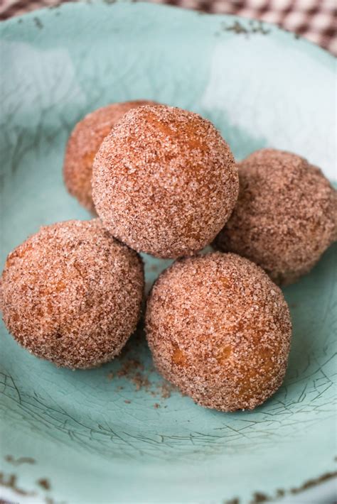 cinnamon sugar donut holes recipe artofit