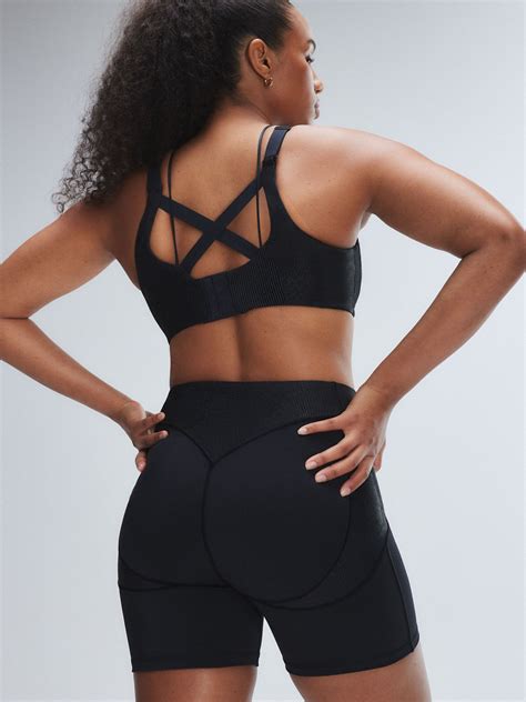 Curve Alert High-Waist Rib Short in Black | SAVAGE X FENTY