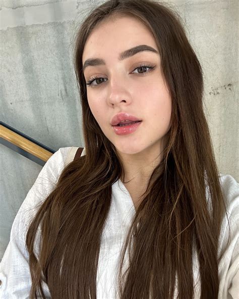 Diana Baby | Sweet caramel lipstick 🫦 #asmr | Instagram