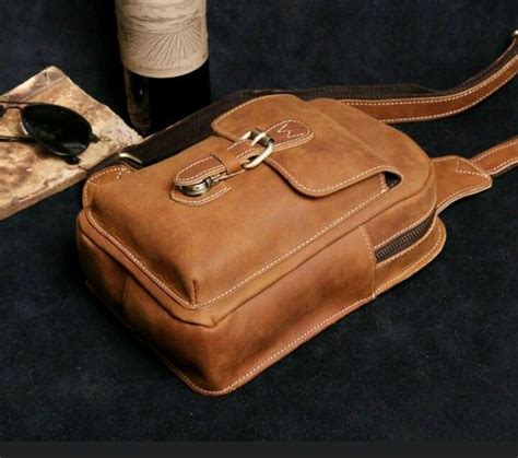Pin by Hasan Çavdar on ALpÇaNtaMeN | Sling bag for men, Bags, Sling bag