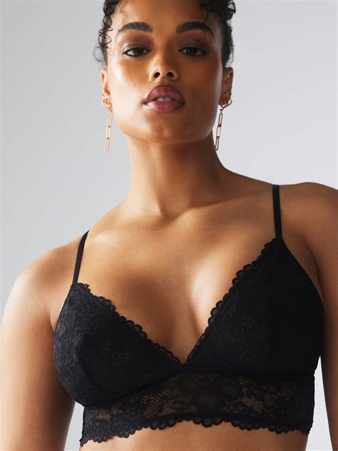 Floral Lace Triangle Bralette in Black | SAVAGE X FENTY UK United Kingdom