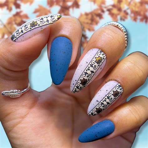 10 Fall Leaf Nail Designs As Beautiful As Autumn – Maniology