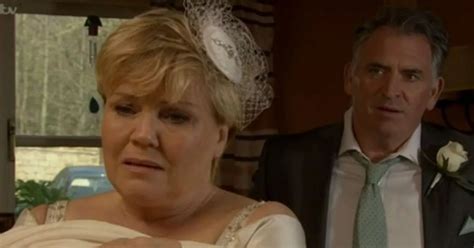 Fans applaud Emmerdale's Brenda Walker as she HILARIOUSLY exposes Bob ...
